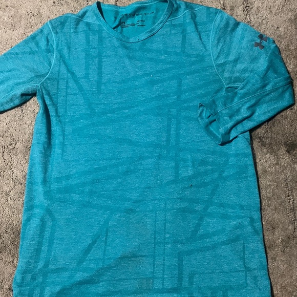 Under Armour Other - Men’s 3/4 sleeve Teal Under Armor thread borne shirt, size L